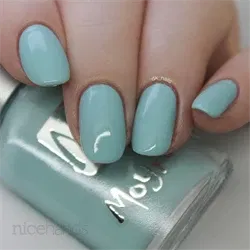 1049 Aurelia, Moyra Gel look Neglelak